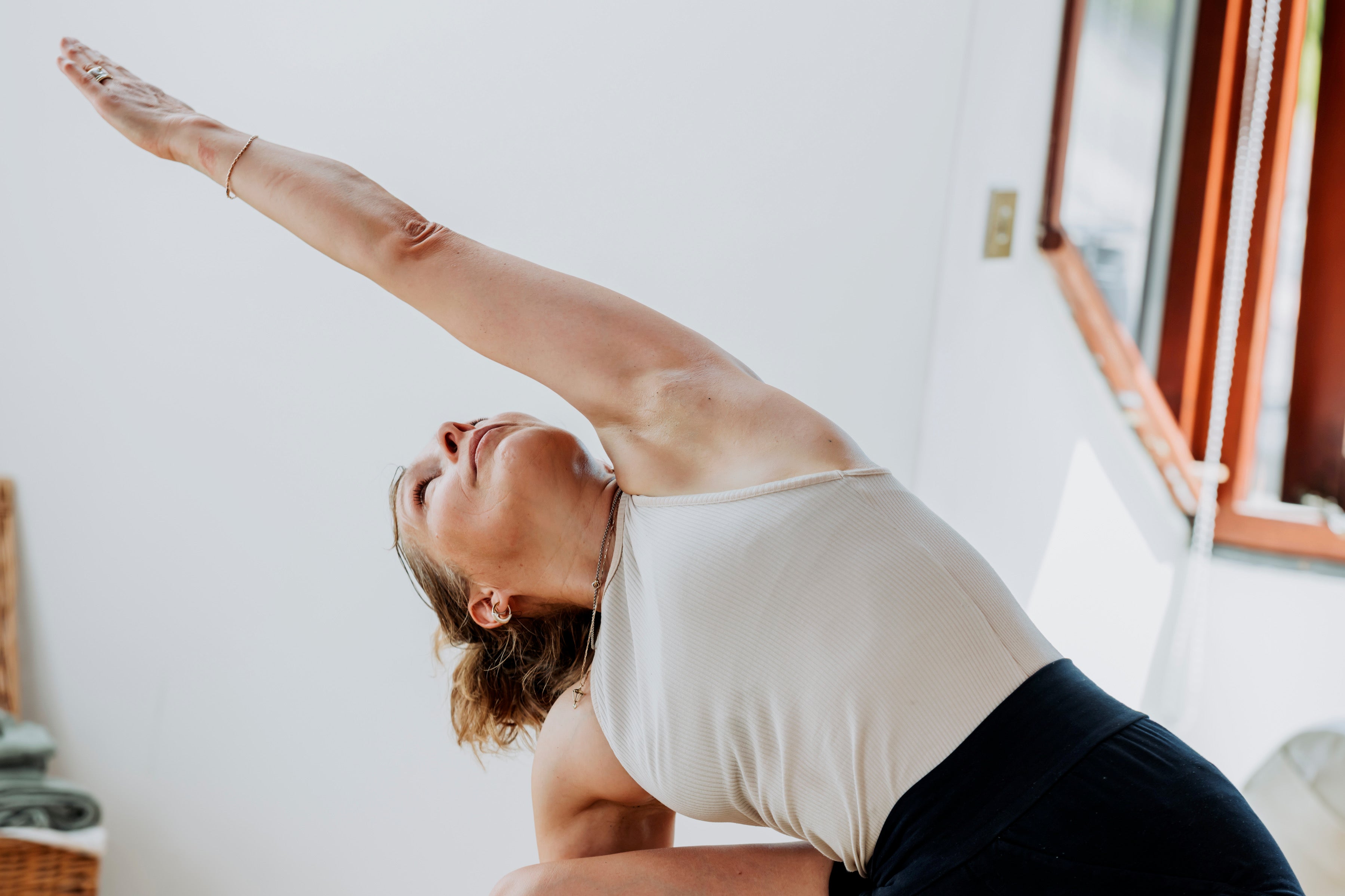 9:30-10:45 Iyengar Level 1, Patsy Rathbone