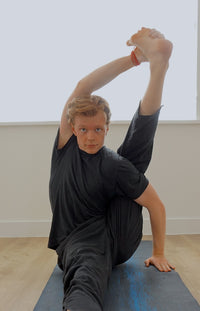 18.30-19.45 Yin and Restorative with Josh Tingley