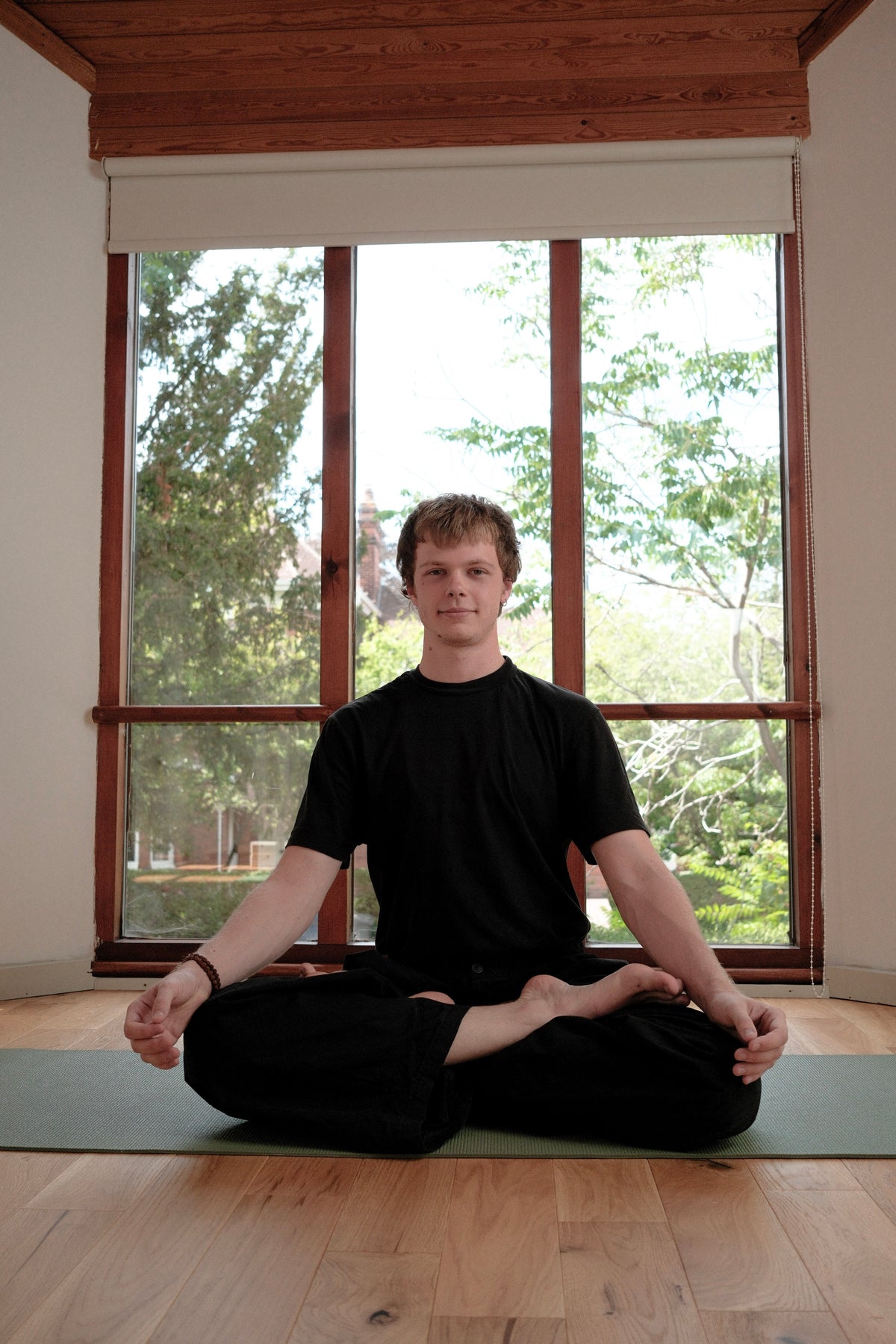 18.30-19.45 Yin and Restorative with Josh Tingley